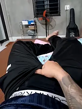 Vvvvvieett online show from November 5, 2025, 12:41 pm