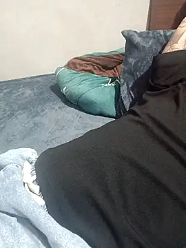 Vvvvvieett online show from February 5, 2026, 12:56 pm