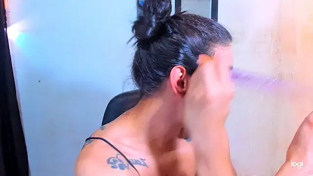 Snapshot of juanblakbigcock chatting on January 14, 2026, 4:32 pm juanblakbigcock online show from January 14, 2026, 4:32 pm