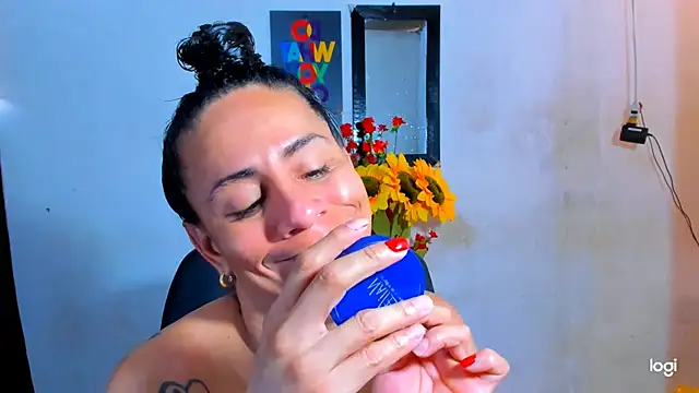 Snapshot of juanblakbigcock chatting on May 25, 2026, 3:22 pm juanblakbigcock online show from May 25, 2026, 3:22 pm