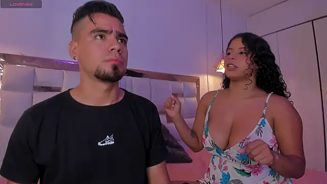 PittAndLunaa online show from December 2, 2025, 12:18 pm