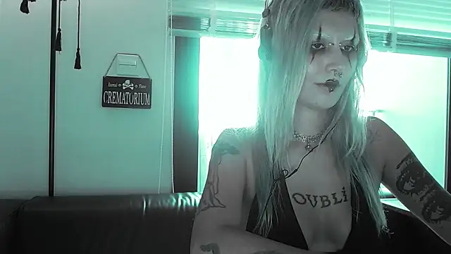 Snapshot of god_x_girl chatting on May 15, 2026, 11:03 pm god x girl online show from May 15, 2026, 11:03 pm