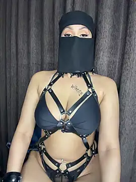 YourThirstySlut online show from March 31, 2026, 6:43 pm