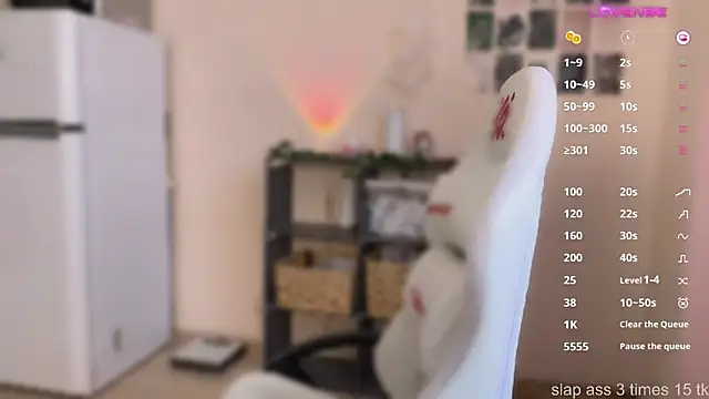 Snapshot of AnastasiaSun chatting on March 18, 2025, 10:07 am AnastasiaSun online show from March 18, 2025, 10:07 am