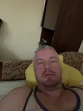 Snapshot of Evolite123 chatting on March 8, 2025, 5:59 am Evolite123 online show from March 8, 2025, 5:59 am