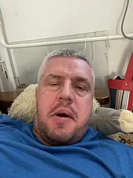 Snapshot of Evolite123 chatting on March 6, 2025, 2:18 pm Evolite123 online show from March 6, 2025, 2:18 pm