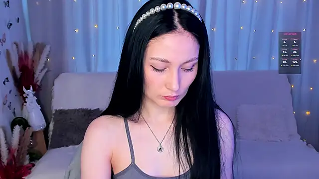 LisaMooore online show from February 27, 2025, 10:55 am