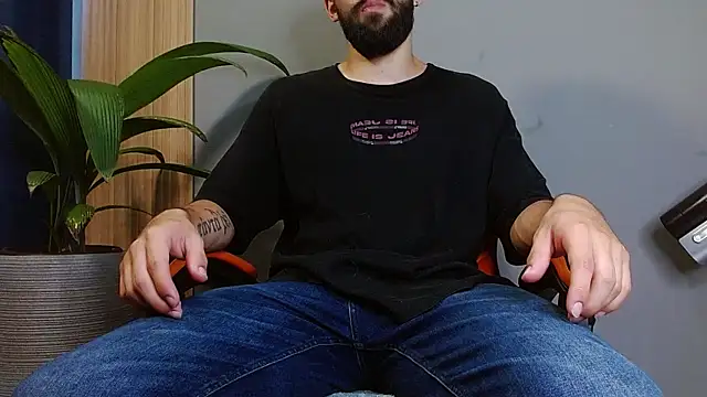 Snapshot of Mr_WhiteCock chatting on September 8, 2025, 10:53 pm Mr WhiteCock online show from September 8, 2025, 10:53 pm