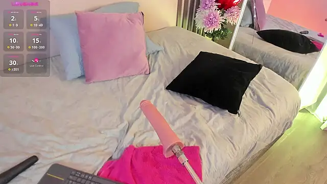 Snapshot of charloottee_1 chatting on March 14, 2025, 9:57 am charloottee 1 online show from March 14, 2025, 9:57 am