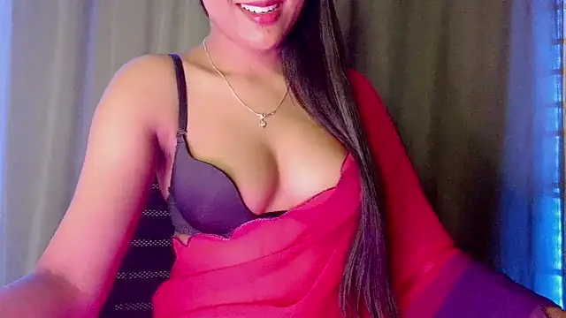 Snapshot of CallMeSima chatting on April 9, 2026, 4:46 pm CallMeSima online show from April 9, 2026, 4:46 pm