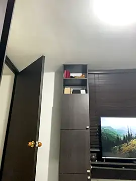 Snapshot of sarah_salis_ chatting on October 19, 2025, 12:35 am sarah salis online show from October 19, 2025, 12:35 am