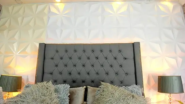 Snapshot of sarah_salis_ chatting on February 11, 2025, 11:01 pm sarah salis online show from February 11, 2025, 11:01 pm