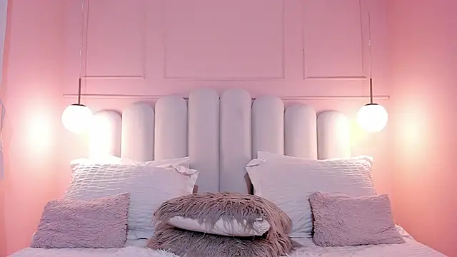 Snapshot of sarah_salis_ chatting on November 29, 2025, 11:27 pm sarah salis online show from November 29, 2025, 11:27 pm