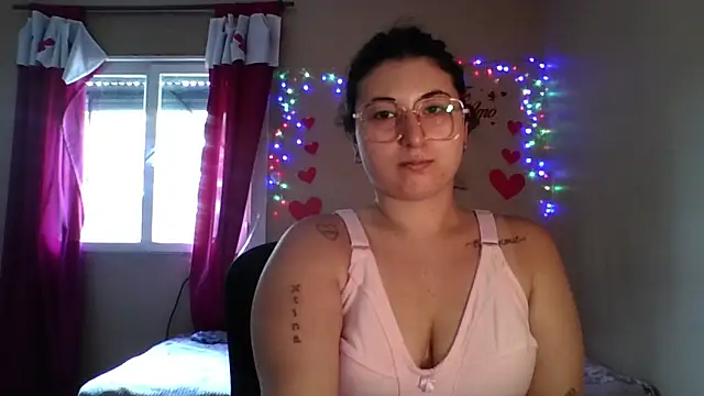 imsohornydacom online show from February 17, 2026, 1:41 pm