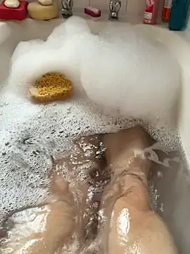 Snapshot of Russell1508 chatting on September 26, 2025, 9:16 am Russell1508 online show from September 26, 2025, 9:16 am