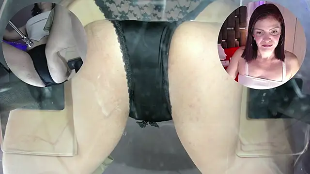 KatteMoss online show from November 20, 2025, 8:31 pm