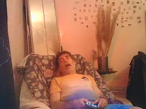 DaddyQuimHot online show from February 15, 2025, 5:17 pm