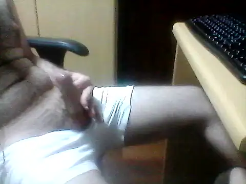 MORENOGOSTOSO12345 online show from February 24, 2026, 5:58 pm