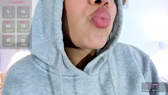 Umarani  online show from November 28, 2025, 6:41 pm