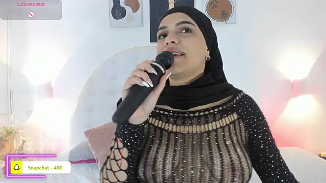 Snapshot of Umarani_ chatting on February 6, 2026, 6:26 pm Umarani online show from February 6, 2026, 6:26 pm