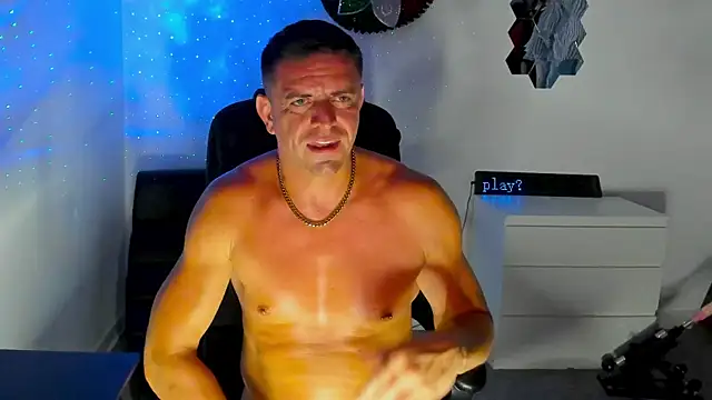 Snapshot of petr37pol chatting on July 9, 2026, 1:39 am petr37pol online show from July 9, 2026, 1:39 am