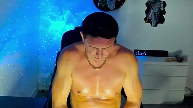 petr37pol online show from May 17, 2026, 9:15 pm