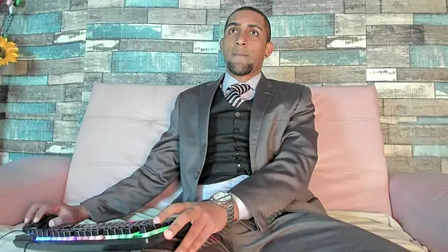 Paolo johnson online show from October 8, 2025, 11:34 am