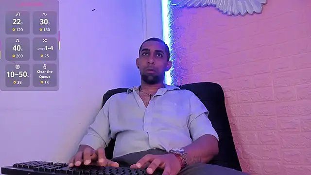 Paolo johnson online show from December 4, 2025, 11:42 am