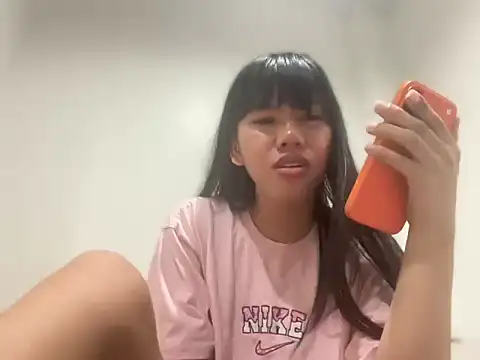 Snapshot of Ella_foxxx chatting on January 11, 2026, 12:56 pm Ella foxxx online show from January 11, 2026, 12:56 pm