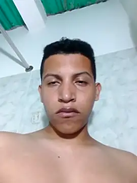 Snapshot of Fuenmayor40 chatting on December 14, 2025, 6:52 am Fuenmayor40 online show from December 14, 2025, 6:52 am