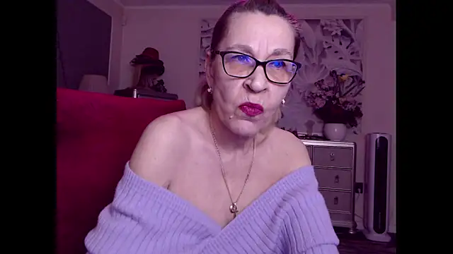 HornyMilf 555 online show from February 8, 2026, 3:21 pm