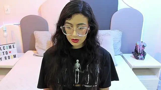 SophieGomez22 online show from March 16, 2025, 11:27 am