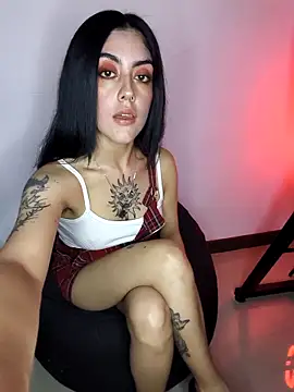 Snapshot of Mazikeen-- chatting on October 24, 2025, 9:25 pm Mazikeen-- online show from October 24, 2025, 9:25 pm