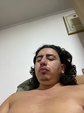 Snapshot of DanielGomez9 chatting on March 8, 2026, 11:19 pm DanielGomez9 online show from March 8, 2026, 11:19 pm