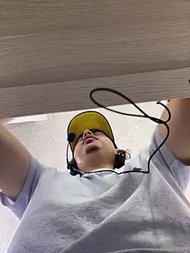 Snapshot of DanielGomez9 chatting on February 11, 2026, 3:45 pm DanielGomez9 online show from February 11, 2026, 3:45 pm