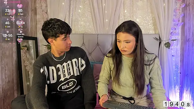 Snapshot of BradLovEmma_ chatting on October 30, 2025, 3:20 pm BradLovEmma online show from October 30, 2025, 3:20 pm