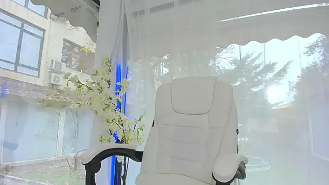 Russian Ava online show from November 12, 2025, 11:47 am