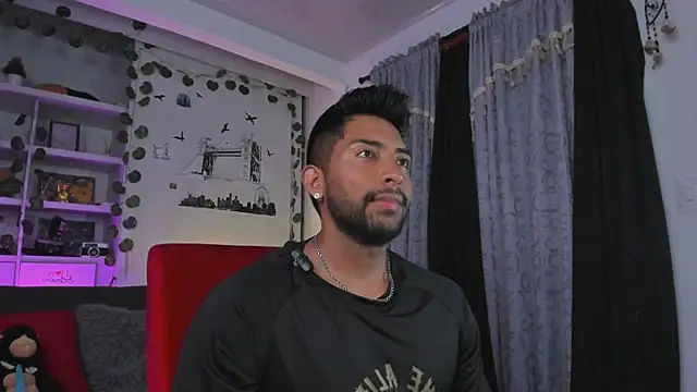 Couple muscle1 online show from November 18, 2025, 10:13 pm