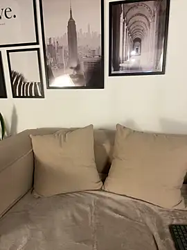 Snapshot of Eva_Gonzalez chatting on September 19, 2025, 11:53 pm Eva Gonzalez online show from September 19, 2025, 11:53 pm