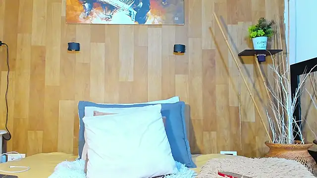 marianaa90 online show from April 10, 2026, 3:19 pm