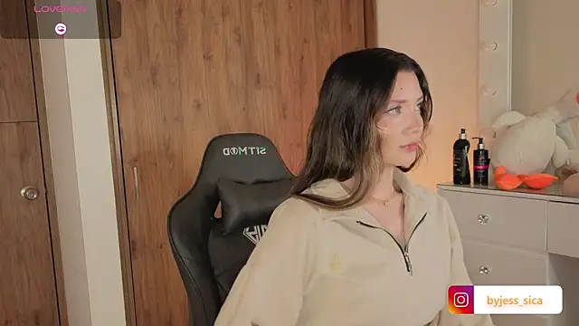 Snapshot of jessy__01 chatting on October 1, 2025, 1:44 am jessy  01 online show from October 1, 2025, 1:44 am