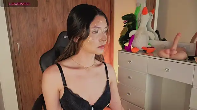 Snapshot of jessy__01 chatting on October 28, 2025, 2:01 am jessy  01 online show from October 28, 2025, 2:01 am