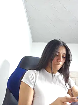 Snapshot of anny_vittar chatting on February 27, 2026, 4:56 am anny vittar online show from February 27, 2026, 4:56 am