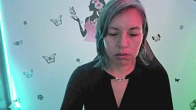 Lady breaks hearts online show from March 27, 2026, 12:28 pm