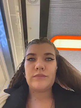 Holy Tereza online show from March 3, 2026, 3:08 pm