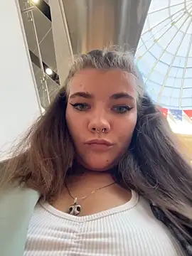 Snapshot of Holy_Tereza chatting on June 20, 2026, 3:50 pm Holy Tereza online show from June 20, 2026, 3:50 pm