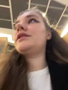 Holy Tereza online show from December 17, 2025, 4:12 pm