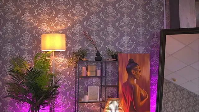 Snapshot of EvaZane chatting on March 21, 2025, 9:45 am EvaZane online show from March 21, 2025, 9:45 am