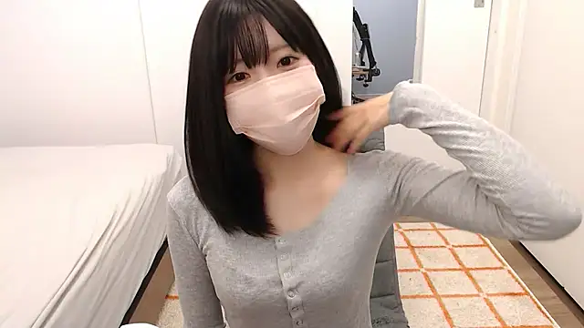  mi tsu ki  online show from November 21, 2025, 9:47 pm