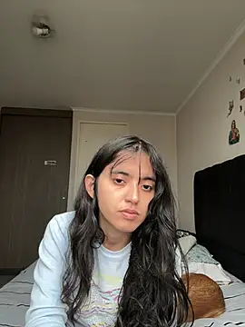 Snapshot of ViolettaSummer chatting on July 21, 2026, 7:26 pm ViolettaSummer online show from July 21, 2026, 7:26 pm